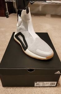 Adidas N3XT L3V3L Basketball shoe